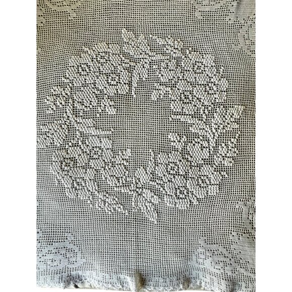 Handcrafted Crochet Tablecloth 36"x32" With Raised Wreath Design & Tatted Edges - Picture 3 of 15